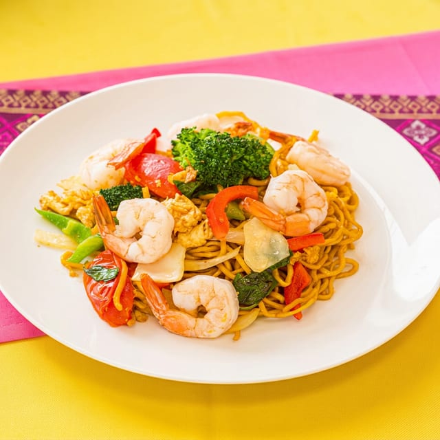 Kee Mow Yakisoba.