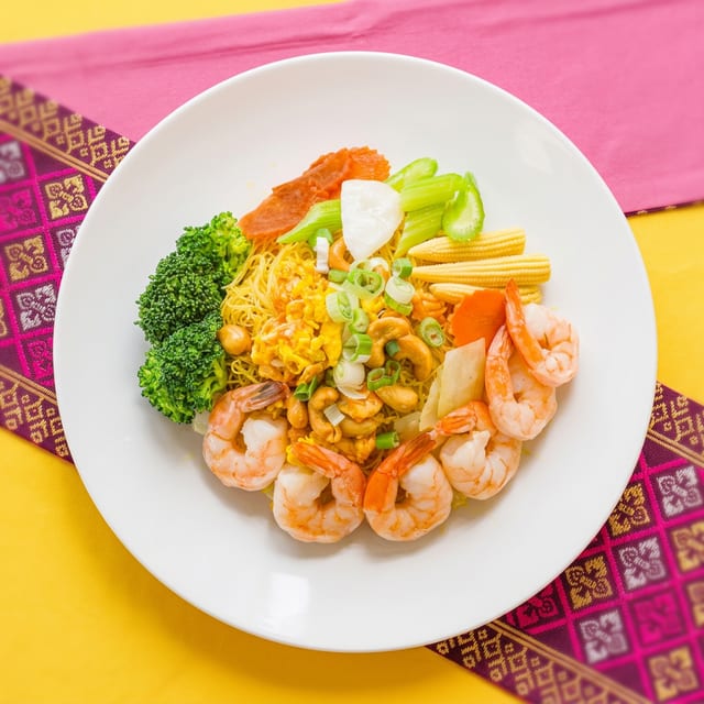 Cashew Nut Chicken.